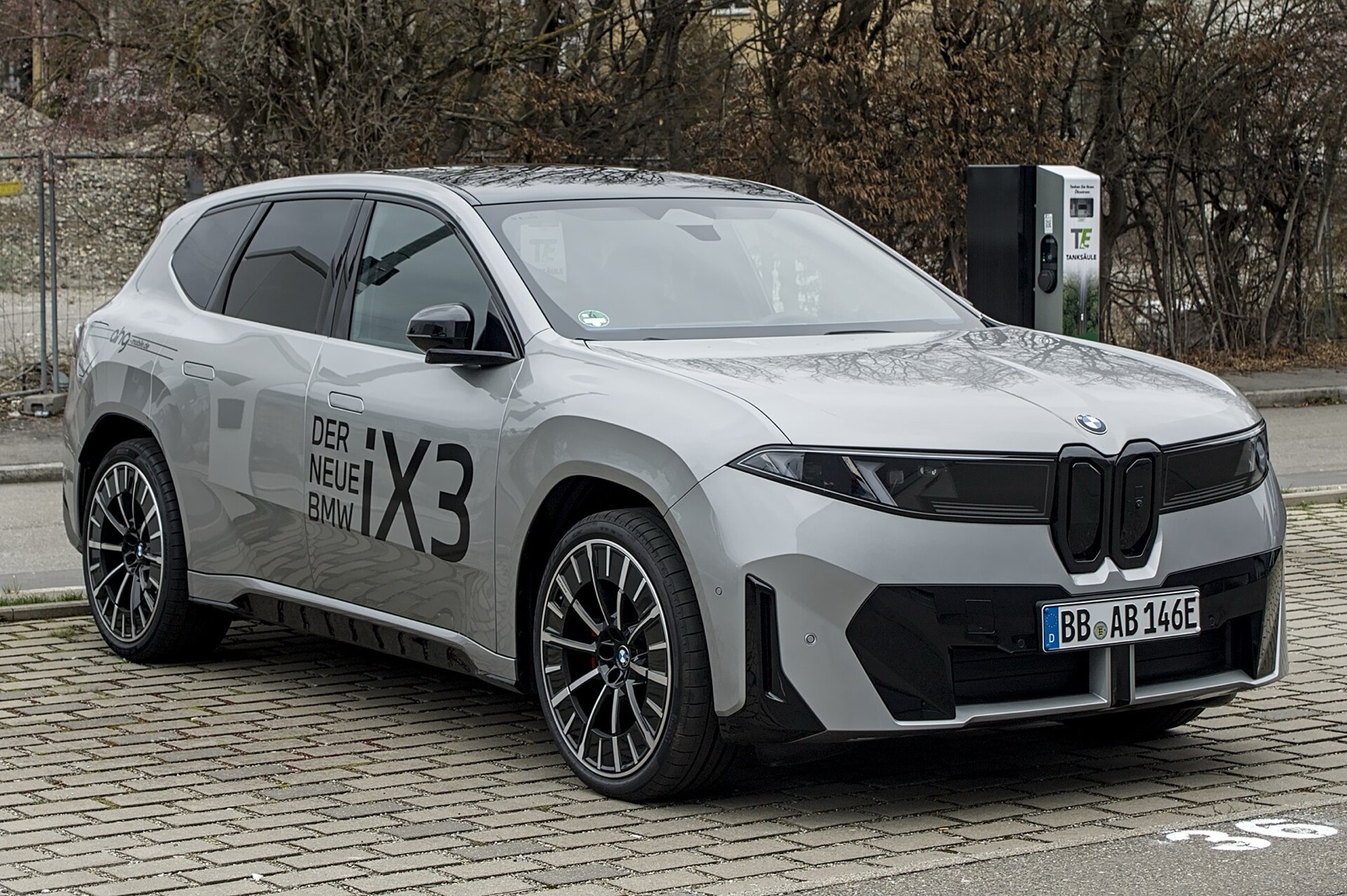 Foto: Alexander Migl, CC BY-SA 4.0 BMW iX3