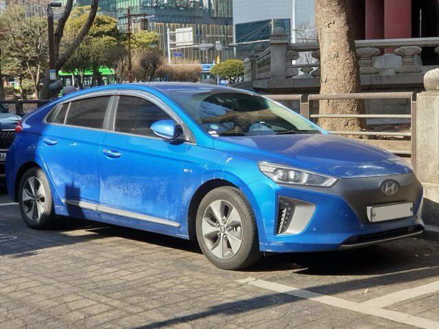 Hyundai Ioniq Electric