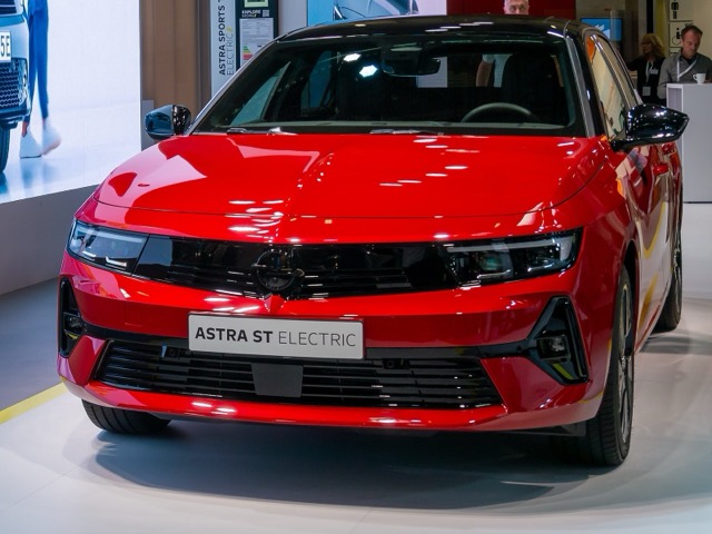 Opel Astra Sports Tourer Electric